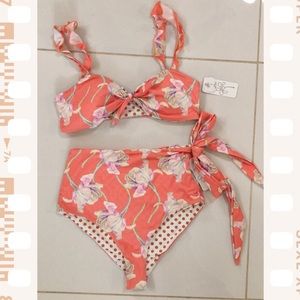 Dippin’ Daisy’s bikini